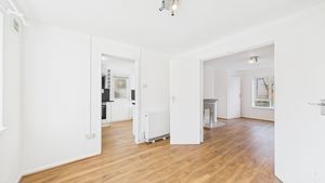 Photo 24- click for photo gallery